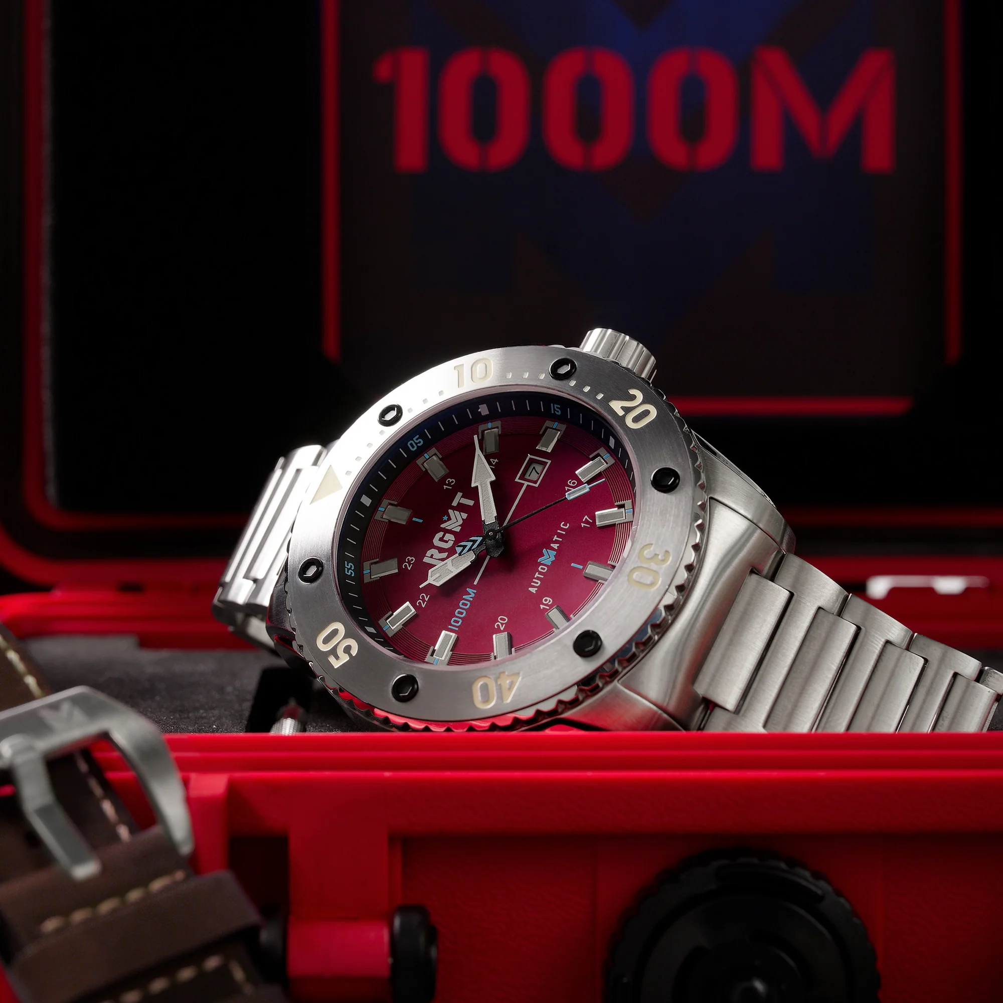 SURGE RED - Image 3
